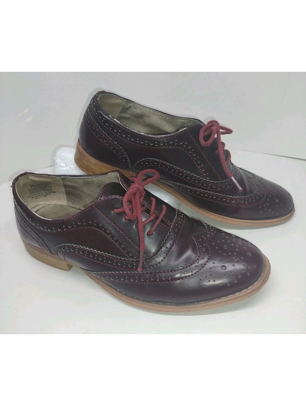 Wanted Oxblood Wingtip Oxford Shoes 8.5 Brogue Wood Heel Dark Academia